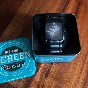 Black men’s metal fossil watch